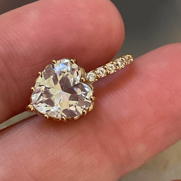 Gold CZ heart huggie earrings cubic zirconia dangle heart earrings drop new - Picture 2 of 8